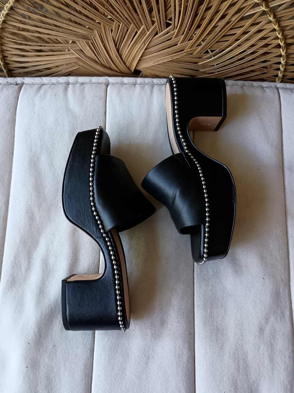 Gianni Bini Black Studded Slide Sandals_7